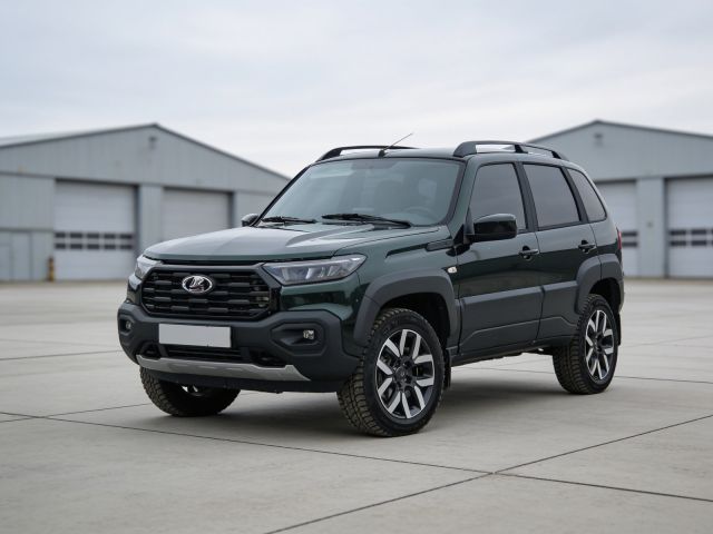 Lada Niva Travel